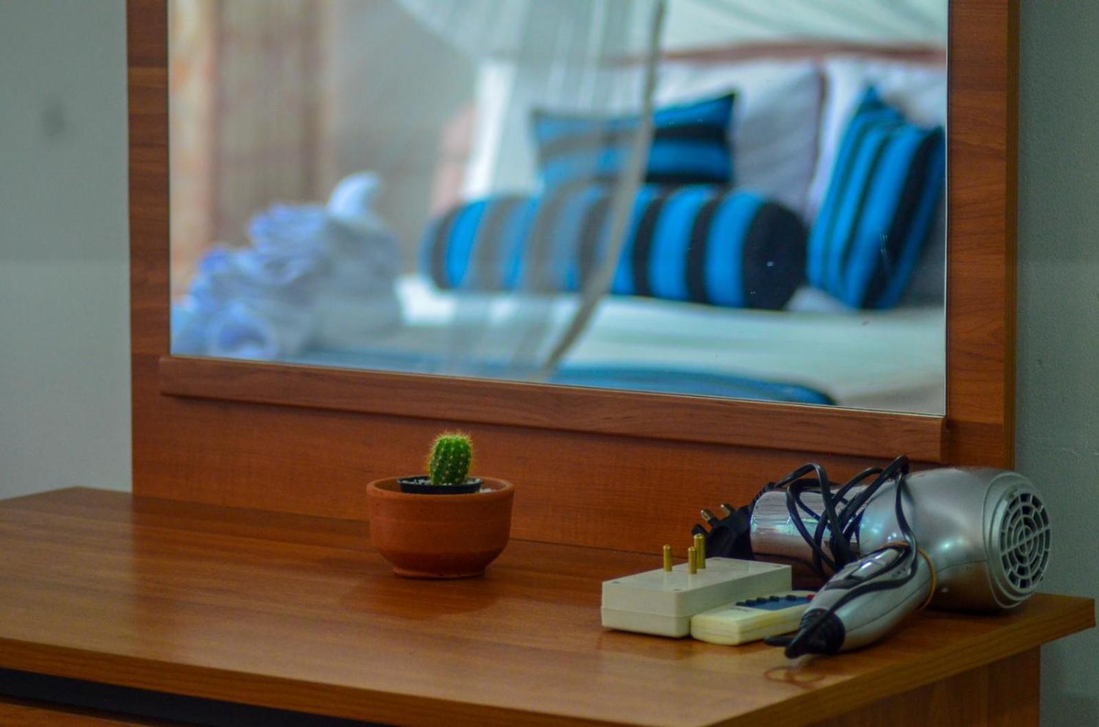 New Blue Home Ella Bagian luar foto