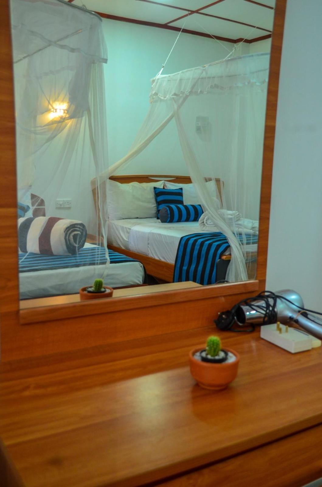 New Blue Home Ella Bagian luar foto